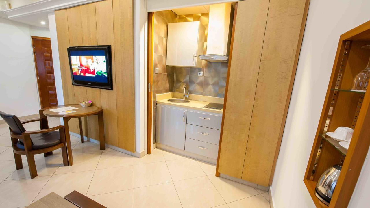 Nomad Suites Residence Libreville Luaran gambar