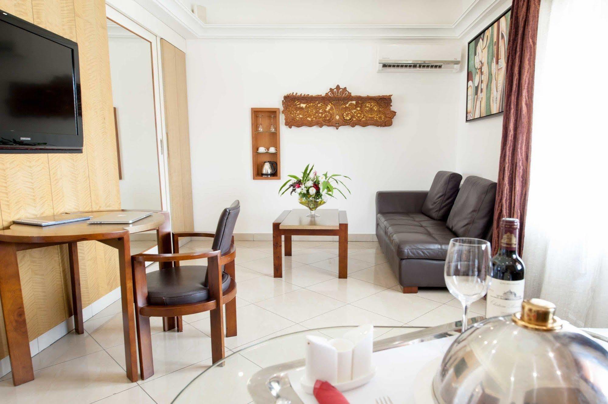 Nomad Suites Residence Libreville Luaran gambar